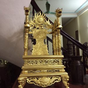 Ngai thờ bằng đồng
